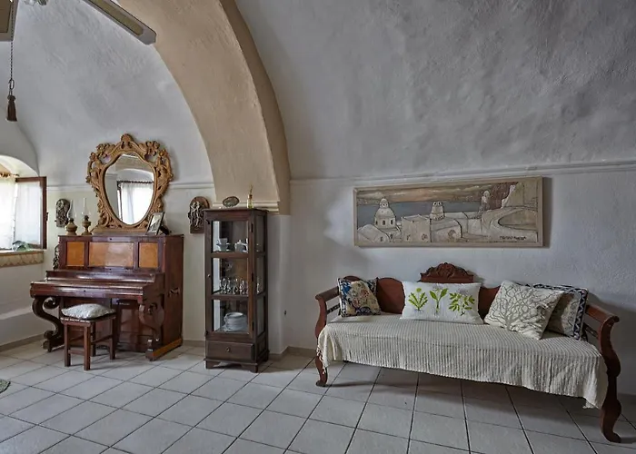 Santorini Cave Апартаменты Вотон