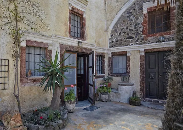 Santorini Cave Вотон